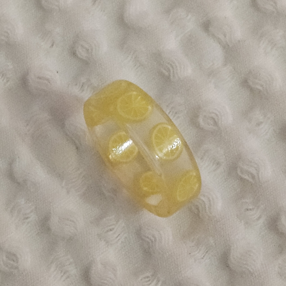 Lemon Patterned Yellow Ring